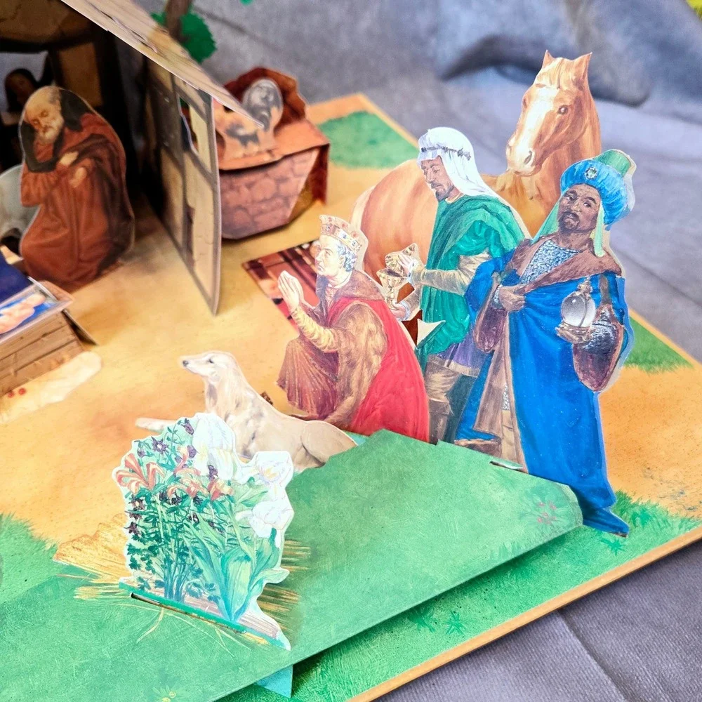 Mediaeval Nativity‎ Pop Up Scene Christmas 3D Cardboard 1999